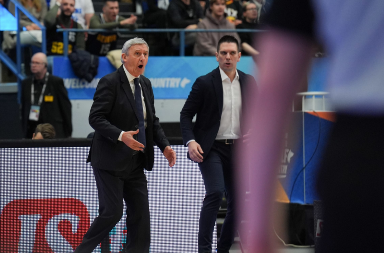 PEŠIĆ POSEBNO POHVALIO PETRUŠEVA: Siguran sam da bi to i Sferopulos želeo...