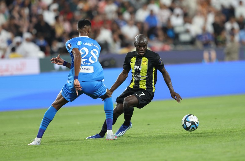 CRNA RUPA AL HILALA BEZ MITROVIĆA Spremna smena na tronu Saudijske Arabije, Rajković sve bliži tituli