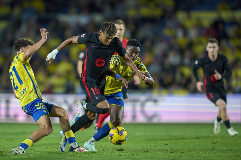 BARSA NE DA ČELO PRIMERE Las Palmas tvrd orah, rezervista Olmo pokazao put do tri boda