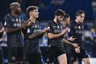 KOMO POBEDIO NAPOLI Neprijatno iznenađenje za Napolitance