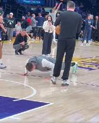 NISU SAMO SKLEKOVI Dončić izabrao ovu Cecinu pesmu da isproziva čoveka koji ga je trejdovao (VIDEO)