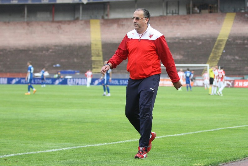 RASTANAK POSLE SAMO NEKOLIKO MESECI Grof Božović napustio Iran