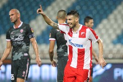 ZVEZDINA ISTORIJA JE BOGATA, DEO NJE JE I MILJENIK "DELIJA" - LE TALEK Od čuvenog zagrljaja sa Klopom, do dve istorijske titule sa crveno-belima