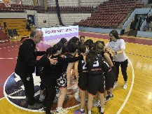 Pionirke Crvene zvezde i Radničkog u finalu Moja Kravica Mini kupa