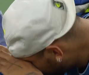 MUČNE SCENE Kirjos u suzama, predao meč zbog povrede, ništa od spektakla (VIDEO)