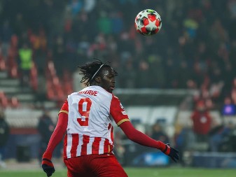 ULAZAK U KLUB 100 Veličanstveno dostignuće Šerifa: Rame uz rame sa Nijangom, Siseom, Maneom...