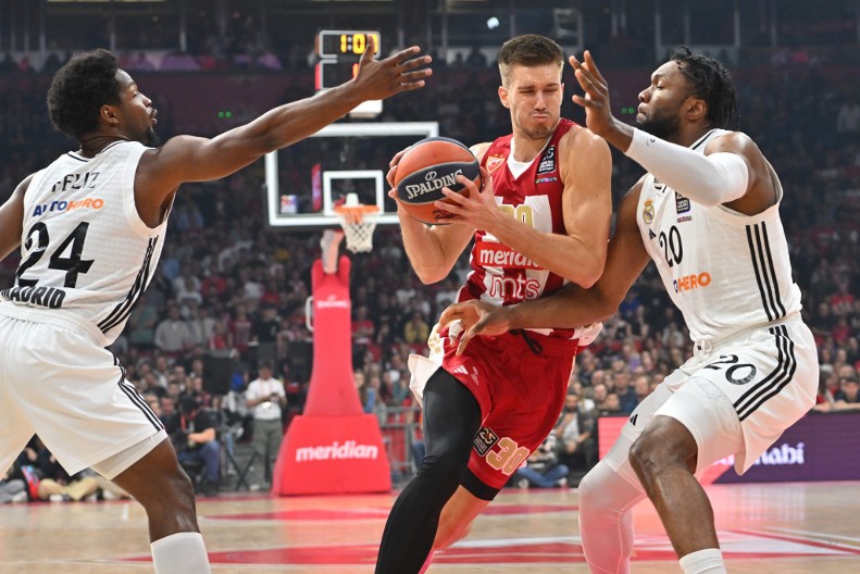 MEČ SEZONE ZA CRVENO-BELE Zvezda se hitno oglasila pred najvažniji meč u Evroligi