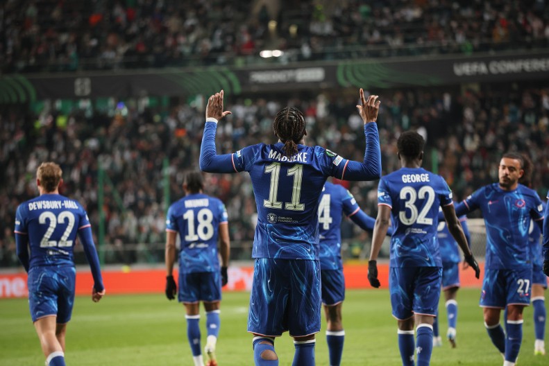 SILNI "PLAVCI" Čelsi jednom nogom u polufinalu