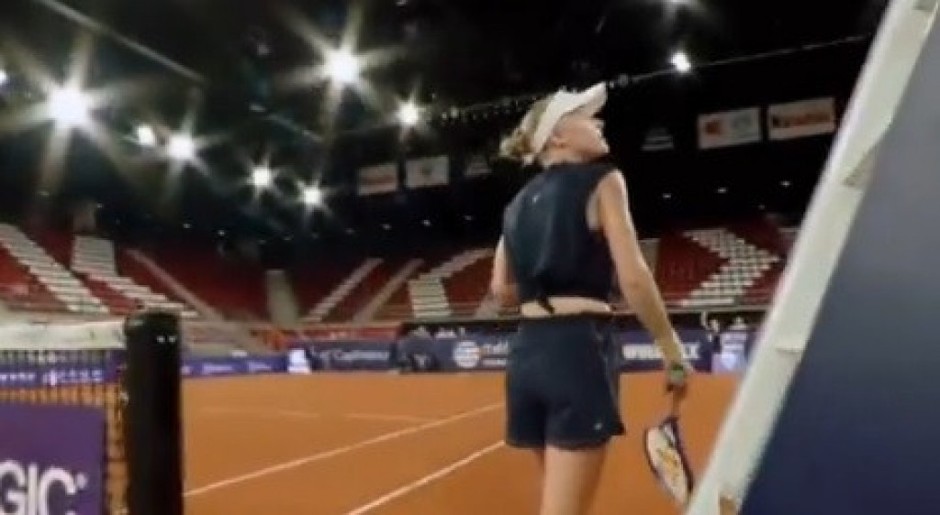 TENIS NIJE VIDEO OVAKAV SKANDAL Optužila protivicu da loše miriše, pa se žalila sudiji (VIDEO)