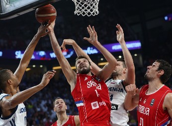 OBJAVIO KRAJ Čuveni srpski košarkaš završio karijeru