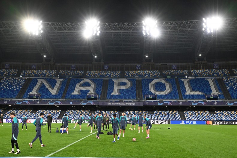 LUDAČKI SCENARIO KOJI JE SASVIM MOGUĆ Da li znate da bi šampiona Italije mogao da odluči plej-of meč na neutralnom terenu?