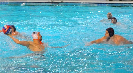 ŠUMADINCIMA SRPSKI VATERPOLO DERBI Radnički već obezbedio fajnal-for, pobeda dobra uvertira za Brešu