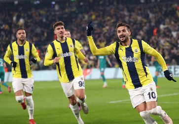 ODJEKNULA BOMBA Dušan Tadić se vraća kući?