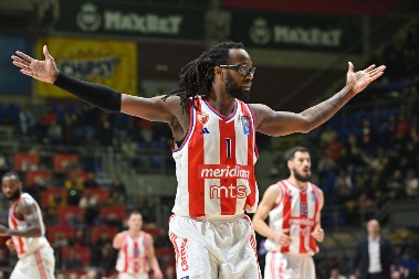 ČUDNO GOSTOVANJE Može li Zvezda da iznenadi u Atini? Kako, kad je u manjku pola metra!