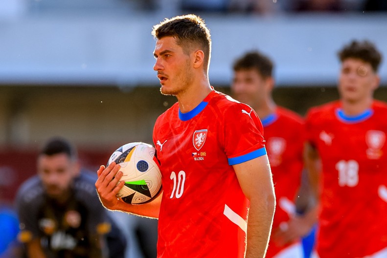 Češka se umalo obrukala, Izrael slavio uz mnogo muke, Vels siguran