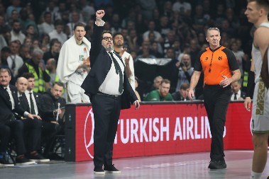 ULETEO JE U TEREN Trinkijeri doživeo totalno pomračenje zbog Smailagića