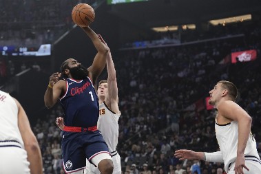 ZNAO JE DA ĆE UDARITI NA JOKIĆA Trener Denvera govorio o "konjskim glavama", njegove reči šokirale sve