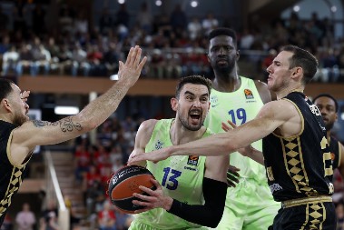 KNEŽEVI NA KORAK OD ABU DABIJA Monako ponovo razbio Barsu i poveo sa 2:0 u plej-ofu Evrolige