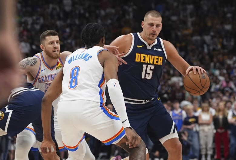 POMRAČENJE U KOLORADU Jokić svetla tačka, Oklahoma dugo lomila i slomila Denver za neverovatno važan brejk!