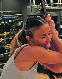 UH, KAKVE SCENE Dileta ostala bez daha...