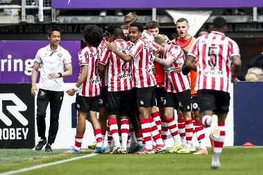 PSV JE ŠAMPION Potpuna ludnica u Holandiji