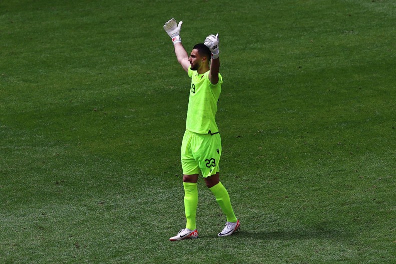 SRBIJA BI OVO MORALA DA ISKORISTI Albanija u velikom problemu pred dolazak "orlova"