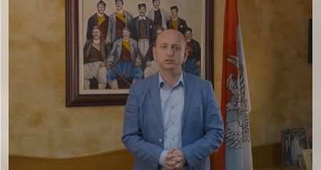 OVO NI DŽAROVSKI NE BI IZREŽIRAO Smejurija od lige u susedstvu, ZBOG 8+ I PRELAZA REAGOVAO POZNATI POLITIČAR