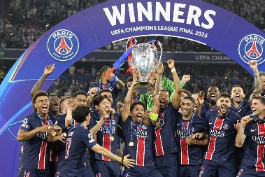 VREME JE DA SVI PRIZNAJU - ZASLUŽILI SU OVO Dete od 19 godina uništilo Inter i donelo PSŽ-u prvi trofej Lige šampiona u istoriji