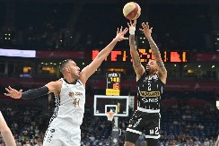 Partizan pobedio Dubai i plasirao se u finale ABA lige