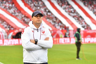 ŠOK NA "MARAKANI" Ovaj bogati klub Zvezdi želi da otme trenera!?