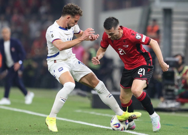 ŠMEKERSKA IZJAVA ERAKOVIĆA POSLE SRAMNOG GAĐANJA U GLAVU: Mi ćemo njih lepše dočekati u Beogradu