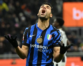 INTER U OGROMNOM PROBLEMU Rat bukti u Iranu, Taremi ostao zaglavljen, ne može na šampionat sveta u SAD