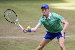 NIJE MU BILO LAKO Siner uz dosta poteškoća do drugog kola Halea