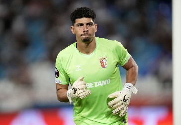 TOLDO ZA SIROTINJU Zvezdin pik Mateus i slavni italijanski golman liče kao jaje jajetu (FOTO)