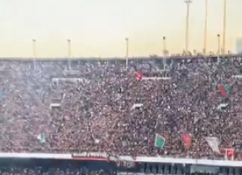 UZNEMIRUJUĆI SNIMAK Horor na stadionu: Srušila se ograda tribine, jedna osoba poginula, košmar i haos posle titule