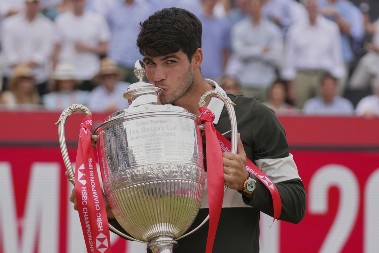 ALKARAZ NEMA NAMERU DA STANE Karlitos posle Rolan Garosa, osvojio i Kvins