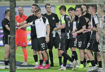 AAA! Revanš u Humskoj? Mina za „parni valjak“...