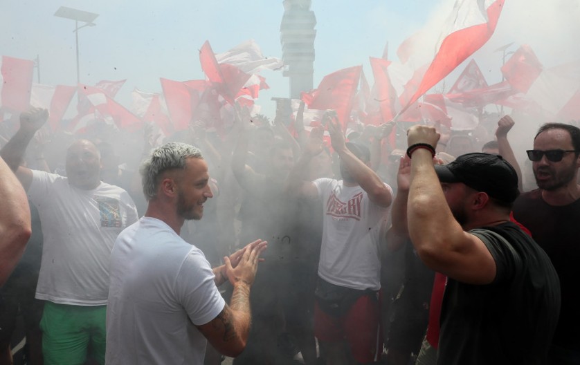 BEOGRAD OVO NE PAMTI Pogledajte najbolje fotografije sa dočeka Marka Arnautovića (FOTO GALERIJA)