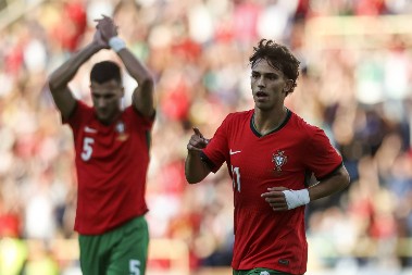 RONALDO DOBIJA DRUŠTVO Feliks stiže u Al Nasr za 50 miliona evra