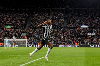 ŠTA SE DEŠAVA SA ISAKOM? Poruka za Liverpul je nikad jasnija...