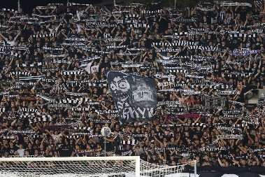 OVO JE ZVANIČNA POSETA U HUMSKOJ Nije oboren rekord Arsenala, ali je nadmašen Mančester junajted