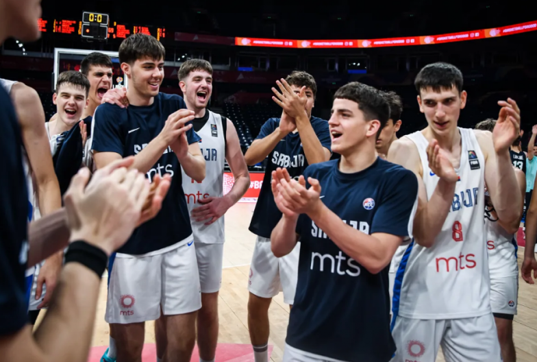 KRAJ U VELIKOM STILU Srbija osvojila peto mesto na Evrobasketu