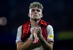 ENGLEZI LANSIRALI BOMBU Plaćen 11.5000.000 evra, igrao za Liverpul, sada ga hoće Crvena zvezda!