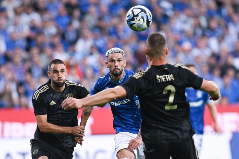 NI POSLE 10 MESECI NE IGRA Sa Zvezdom osvojio titulu, odigrao samo dva meča na "Marakani", a sada...