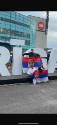NIŠTA BEZ ŠAJKAŠE Srbija ima veliku podršku, vijori se trobojka ispred hale u Rigi (VIDEO)