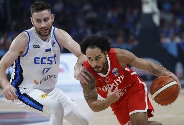 LARKIN JEDVA ČEKA MEČ SA "ORLOVIMA": Srbija oslabljena bez Bogdanovića, Jokić najbolji NBA igrač (VIDEO)