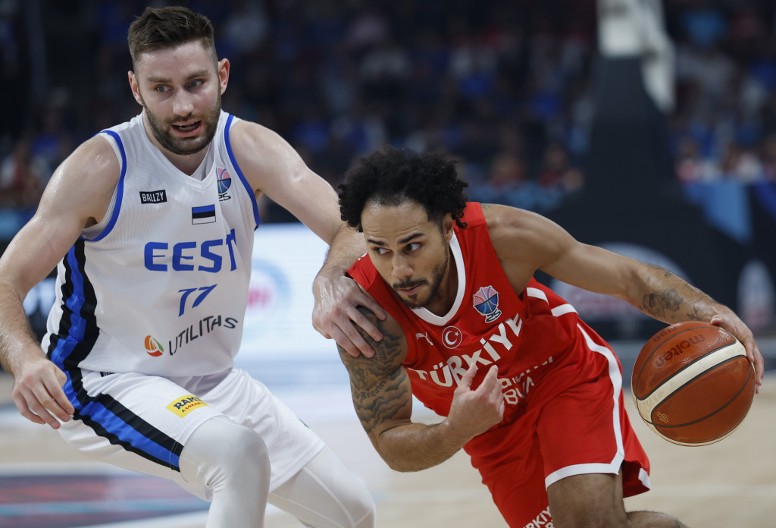 LARKIN JEDVA ČEKA MEČ SA "ORLOVIMA": Srbija oslabljena bez Bogdanovića, Jokić najbolji NBA igrač (VIDEO)