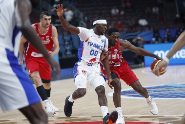 SENZACIJA U RIGI Džikić i Gruzija izbacili Francusku sa Evrobasketa!