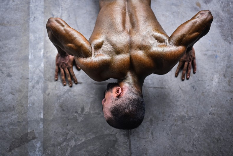 DEVOJKA NA STRAVIČAN NAČIN UBILA VELIKOG ŠAMPIONA Objavljen jeziv snimak sa mesta zločina