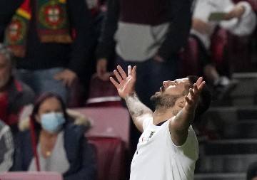 CRVENO SLOVO NAŠE ISTORIJE Mitar u odabranom društvu na Starom kontinentu, malo je njih ispred srpske haubice